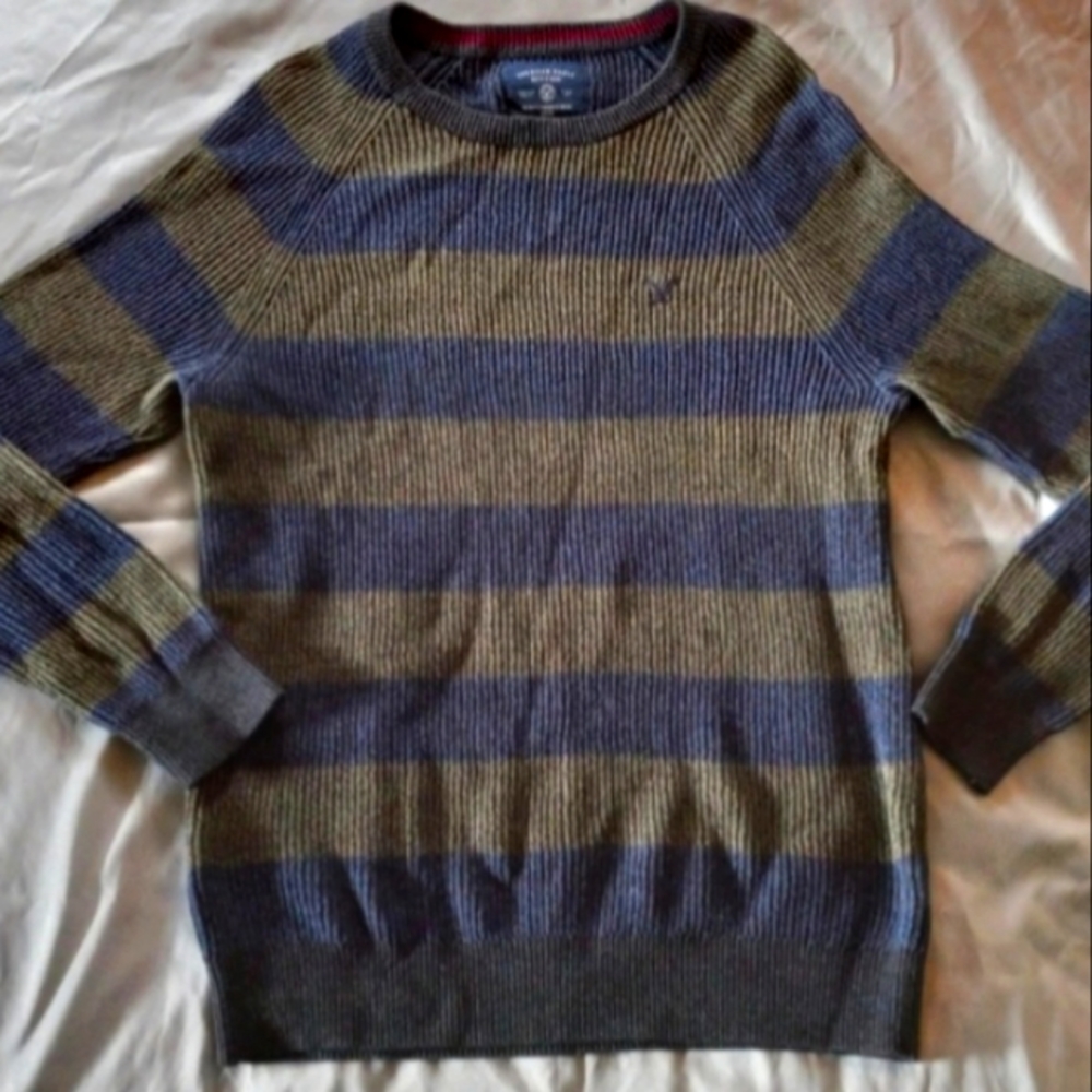 American Eagle medium sweater